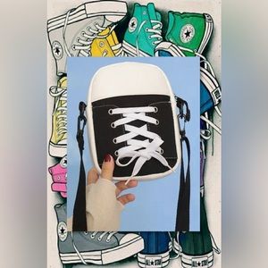 $5 BLACK AND WHITE SHOE PURSE. NEW. $5 IF BUNDLED